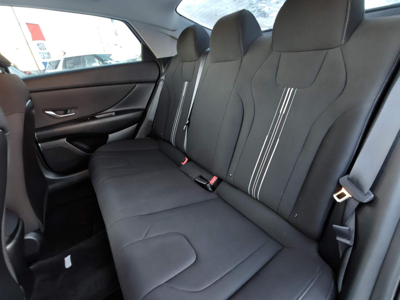 2023 Hyundai Elantra Preferred w/Tech Pkg 4dr Sedan Photo