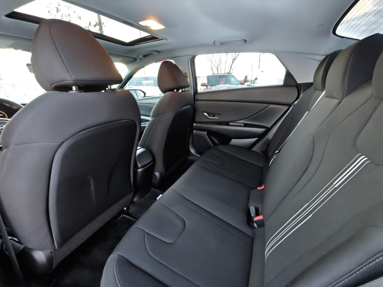 2023 Hyundai Elantra Preferred w/Tech Pkg 4dr Sedan Photo