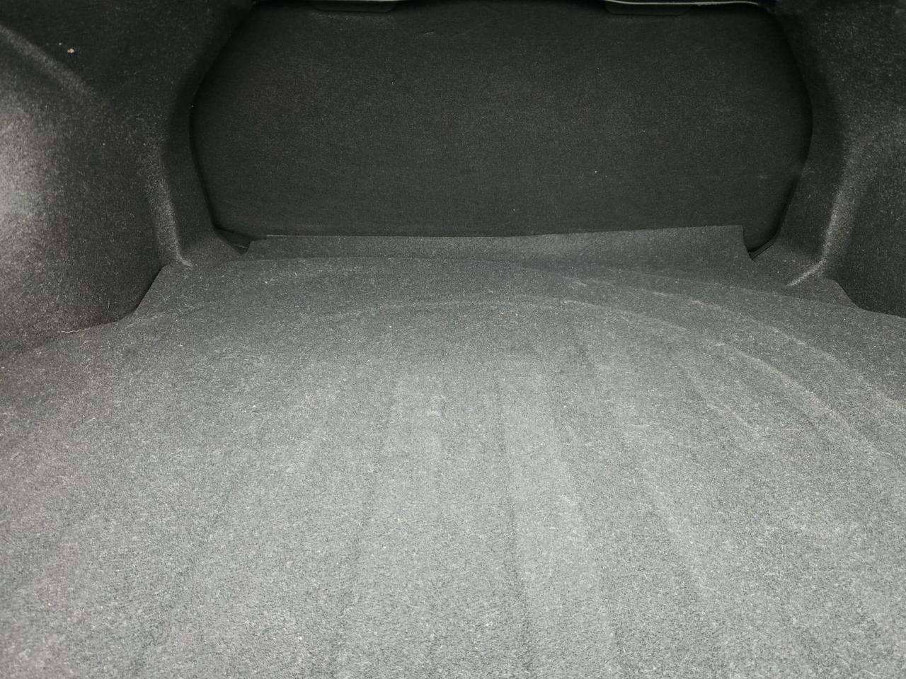 2023 Hyundai Elantra Preferred w/Tech Pkg 4dr Sedan Photo2