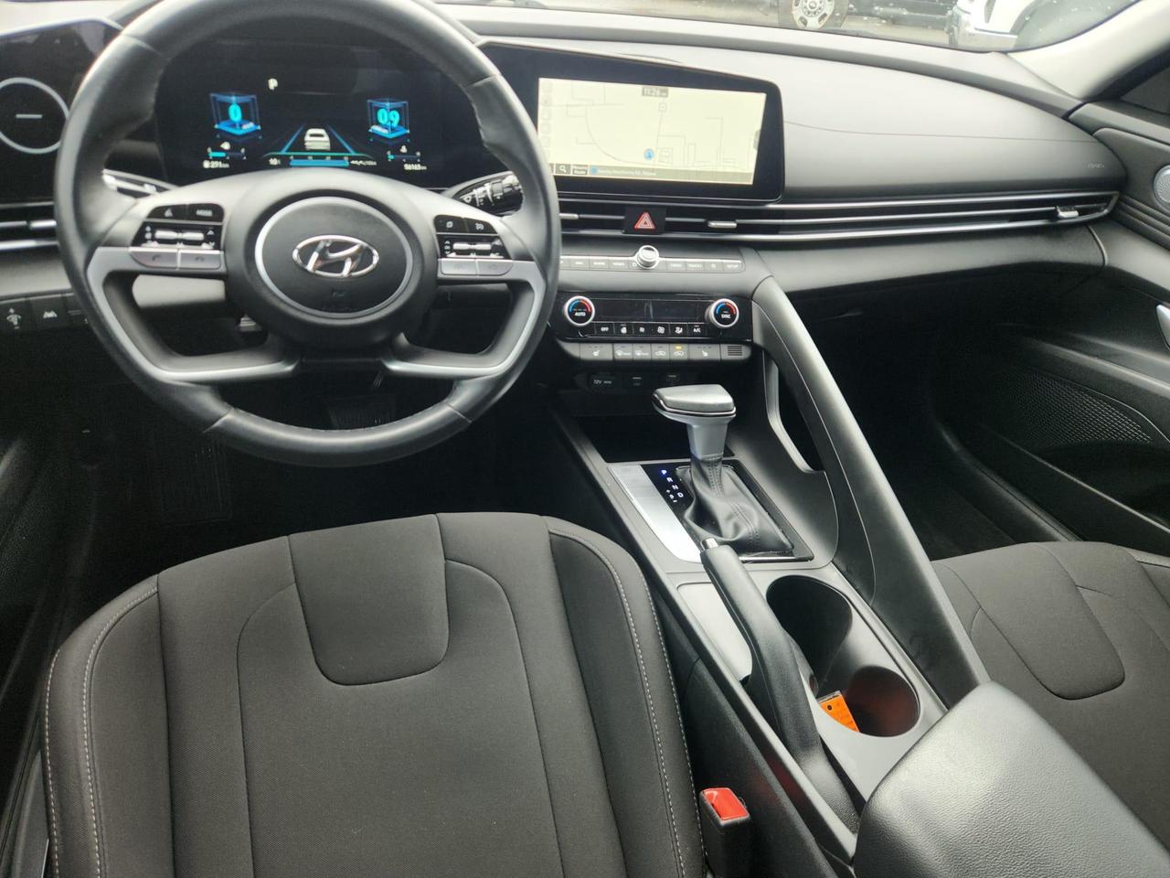 2023 Hyundai Elantra Preferred w/Tech Pkg 4dr Sedan Photo