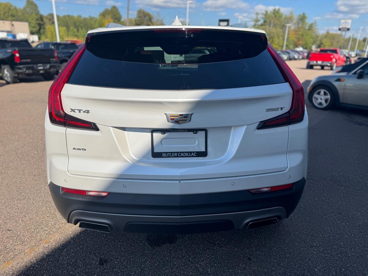 2021 Cadillac XT4 Premium Luxury 4dr All-Wheel Drive Photo4