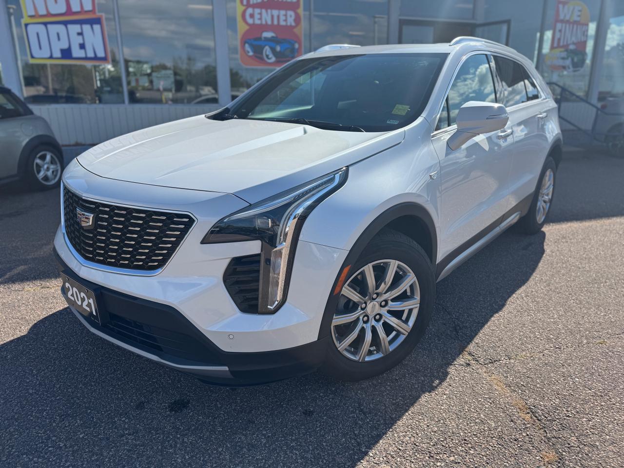 2021 Cadillac XT4 Premium Luxury 4dr All-Wheel Drive Photo0