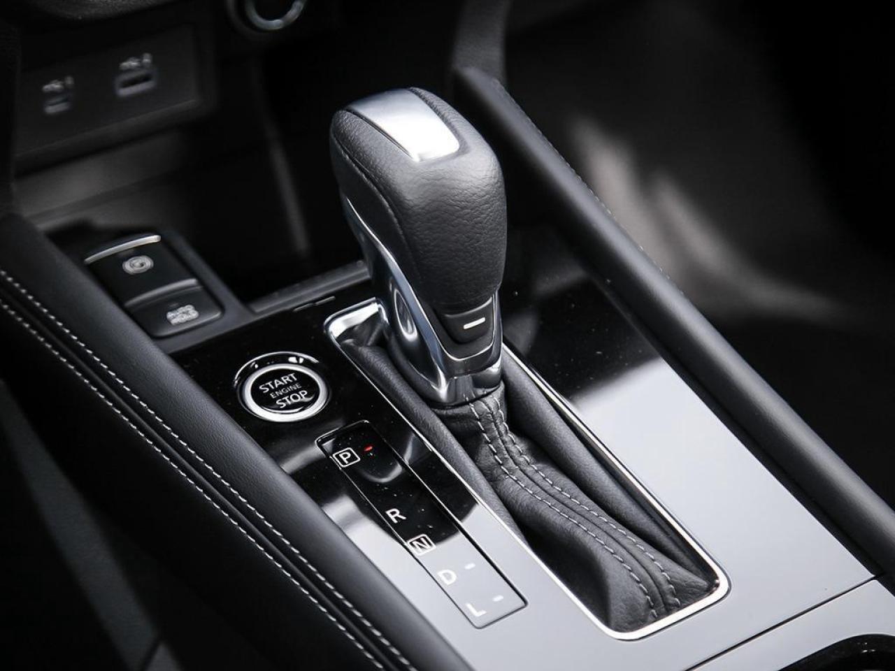 2025 Nissan Kicks Play SV 4dr Front-Wheel Drive Photo