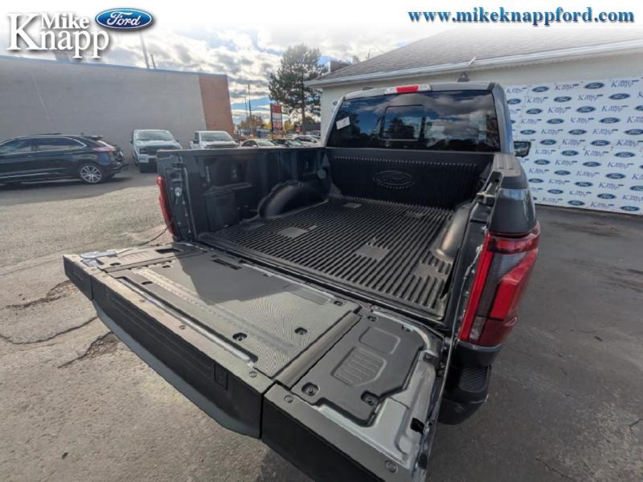 2025 Ford F-150 Lariat Photo