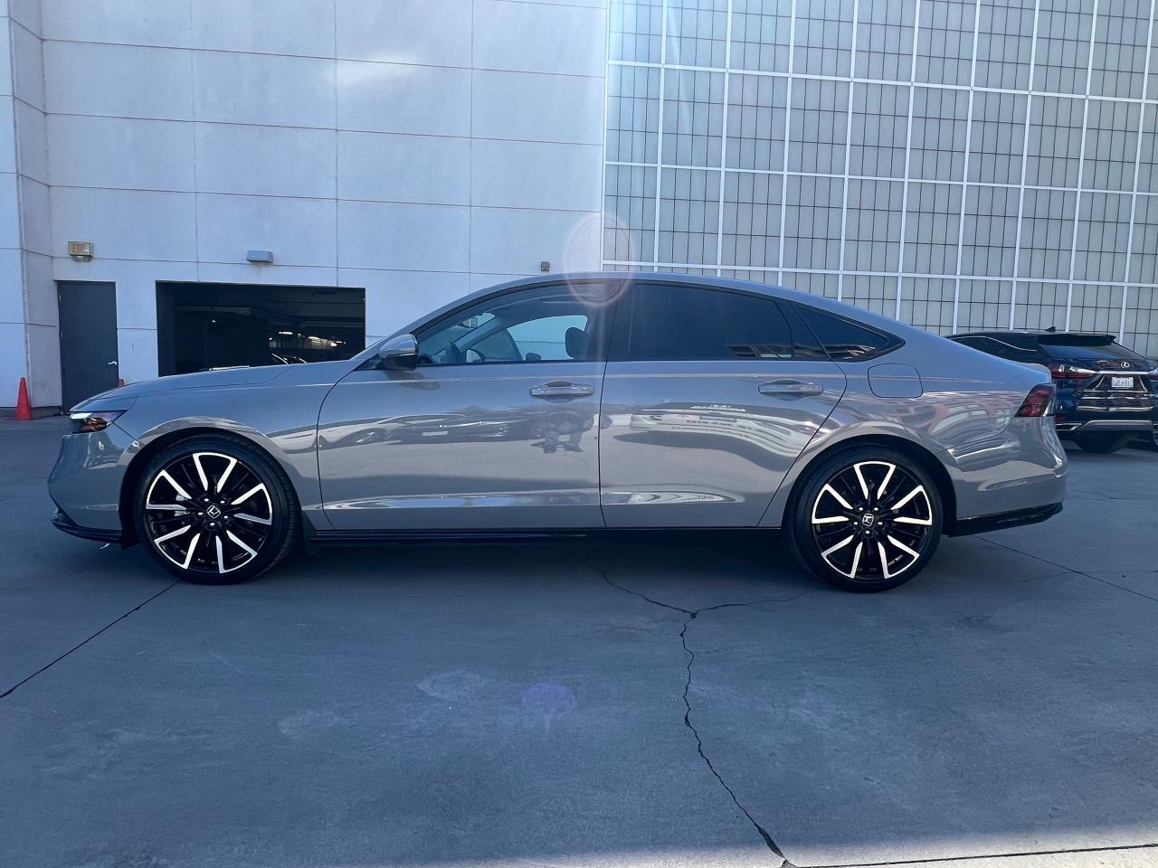 2024 Honda Accord Hybrid Touring 4dr Sedan Photo