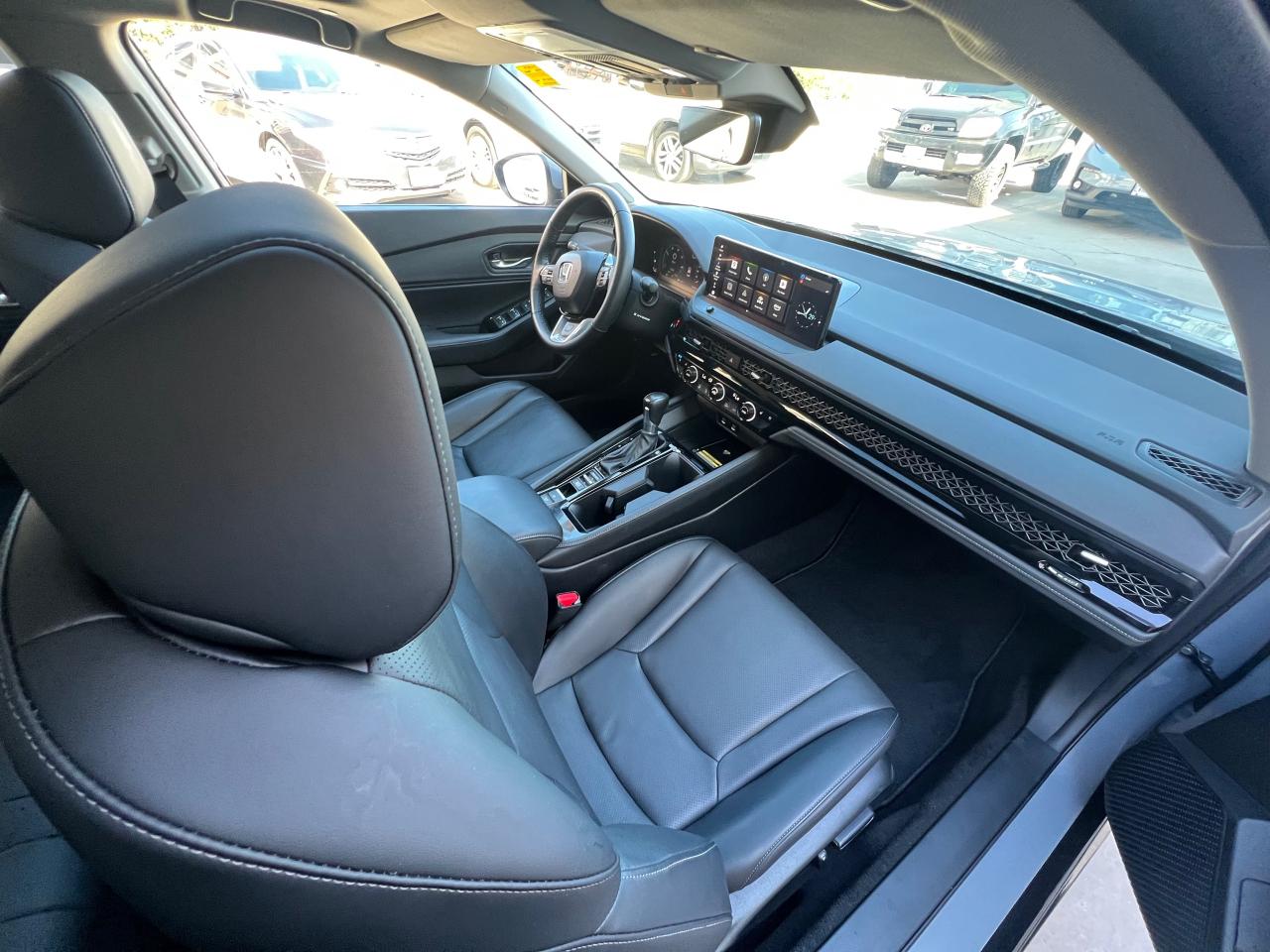 2024 Honda Accord Hybrid Touring 4dr Sedan Photo