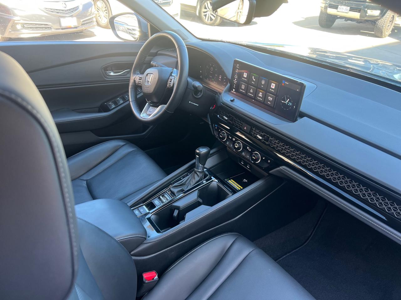 2024 Honda Accord Hybrid Touring 4dr Sedan Photo