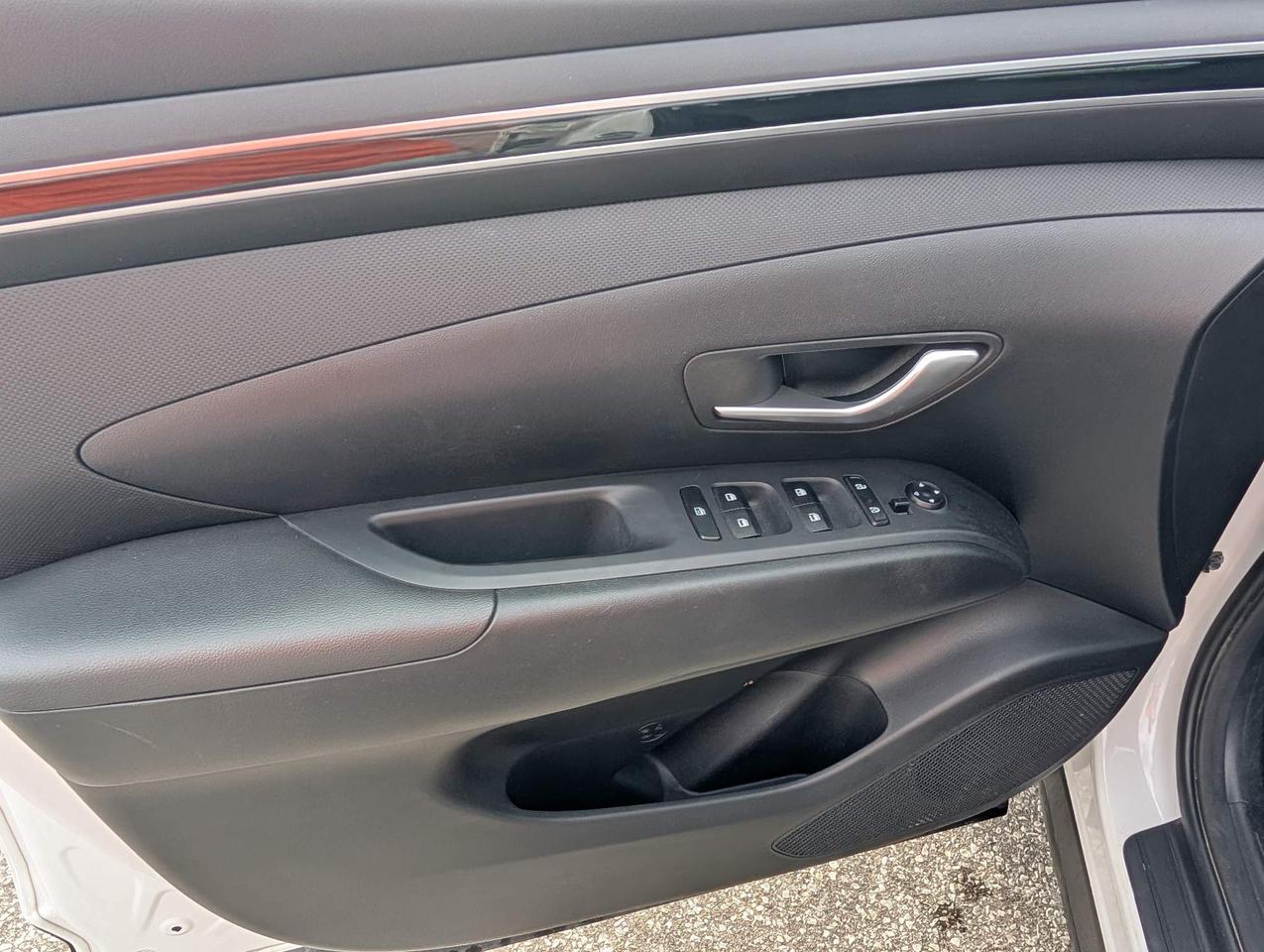 2023 Hyundai Tucson Essential 4dr All-Wheel Drive Photo