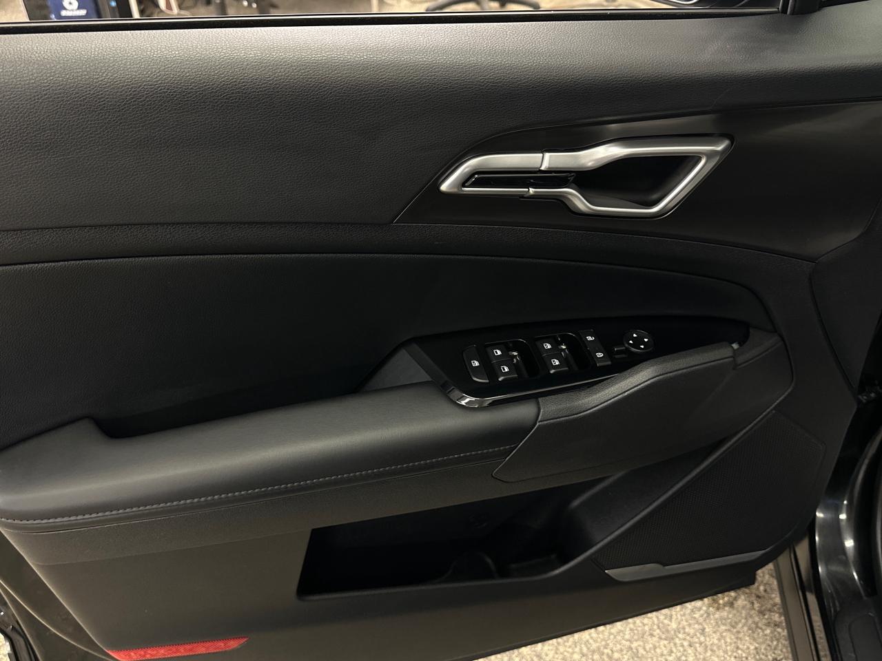 2024 Kia Sportage EX 4dr All-wheel Drive Photo