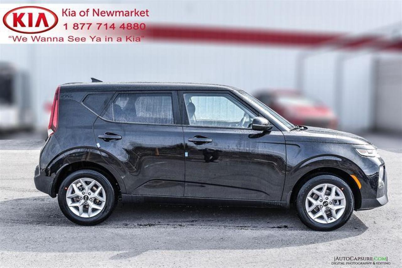 2021 Kia Soul EX 4dr Hatchback Photo3