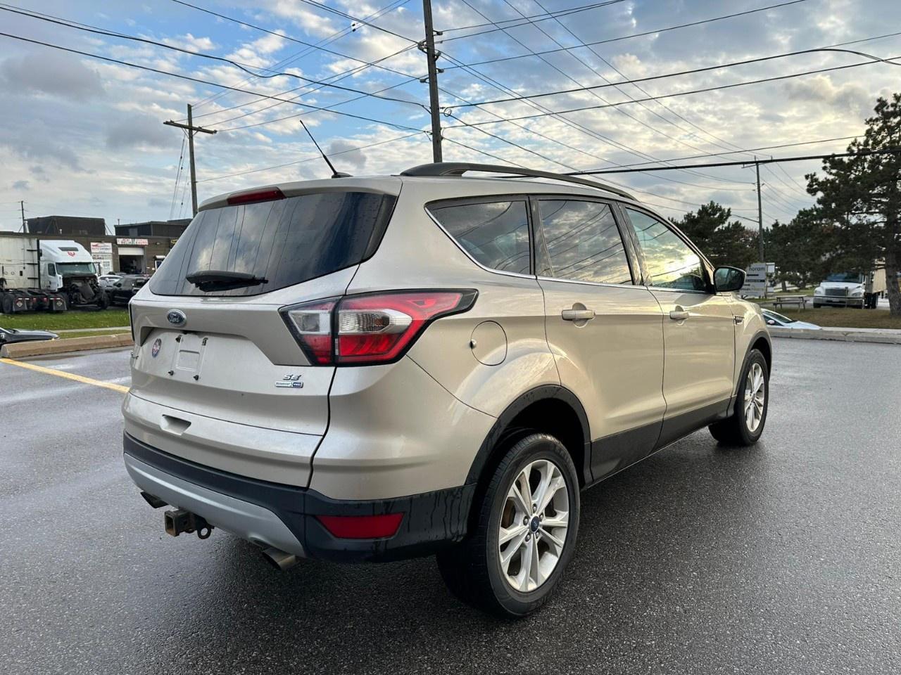 2017 Ford Escape 4WD 4dr SE Photo