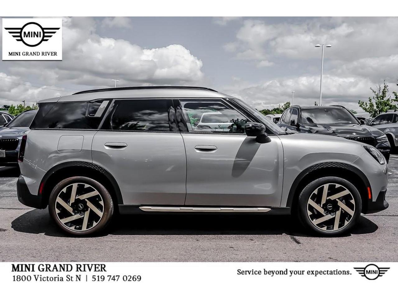 2025 MINI Countryman Cooper S 4dr All-Wheel Drive ALL4 Sport Utility Photo2