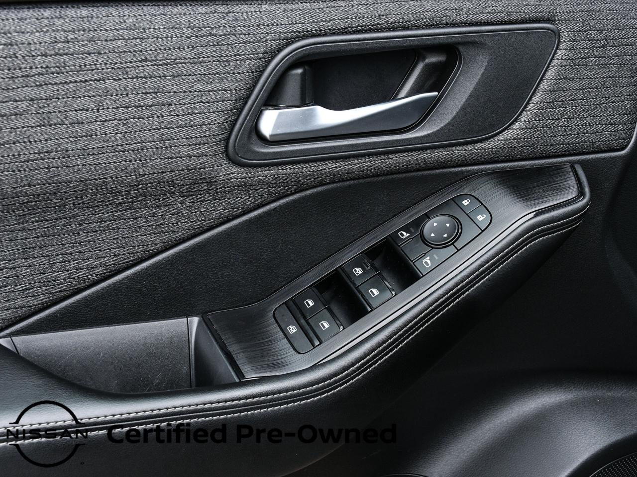 2021 Nissan Rogue SV 4dr Front-Wheel Drive 2021.5 Photo