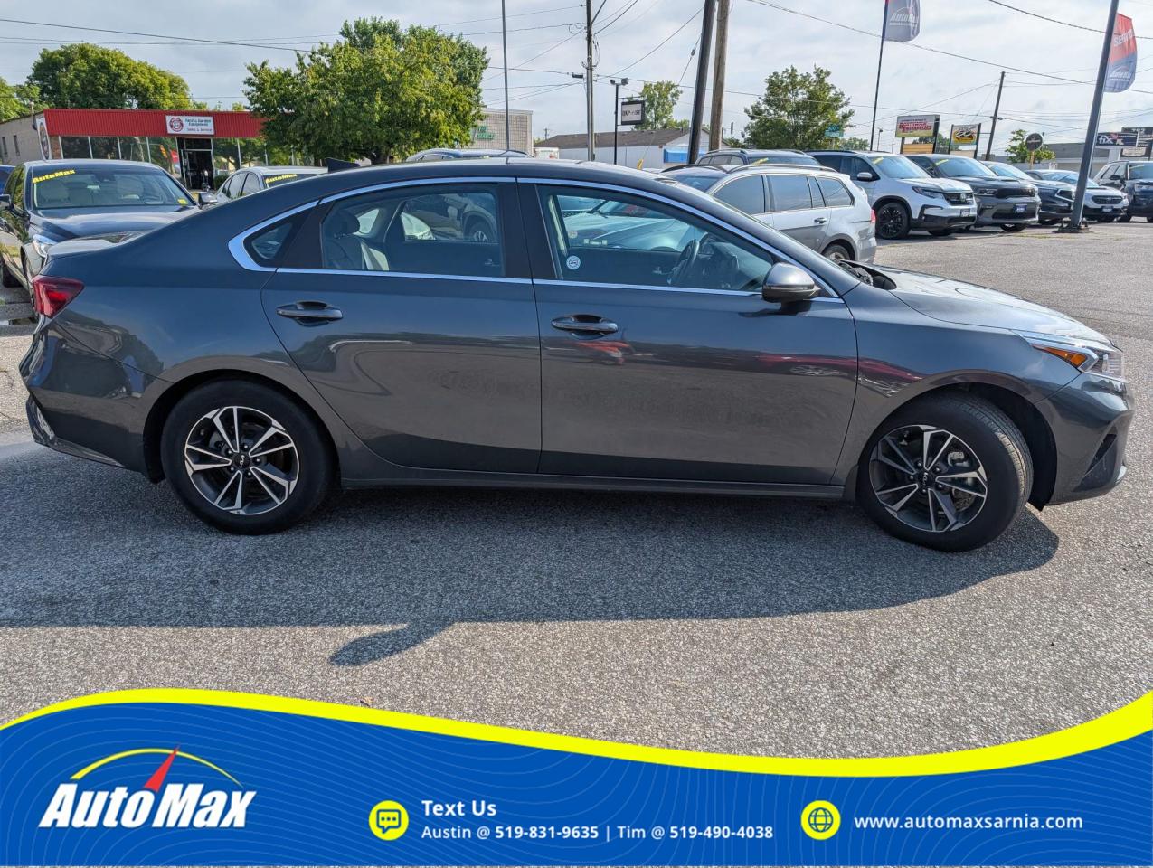 2023 Kia Forte EX 4dr Sedan Photo