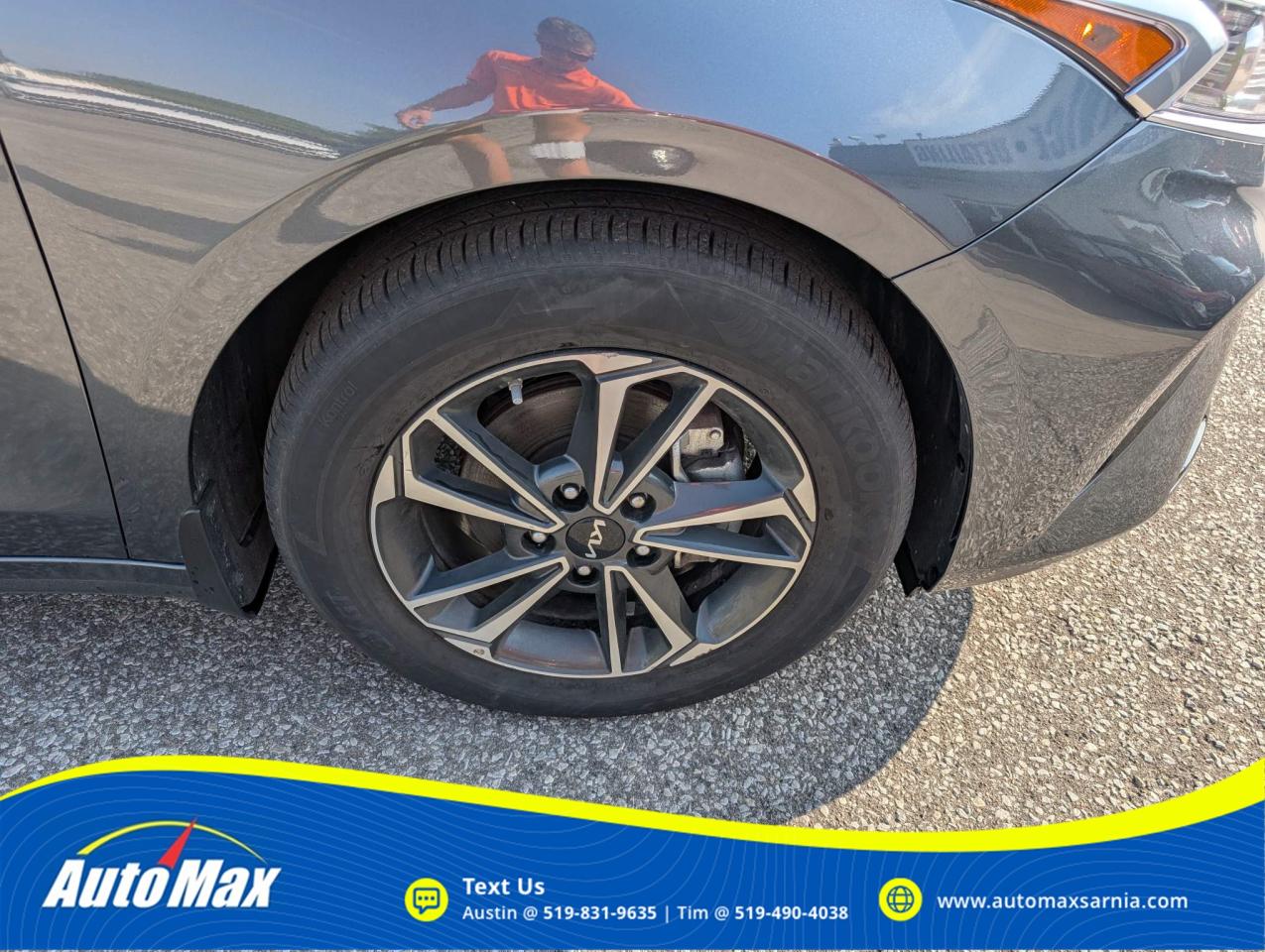 2023 Kia Forte EX 4dr Sedan Photo