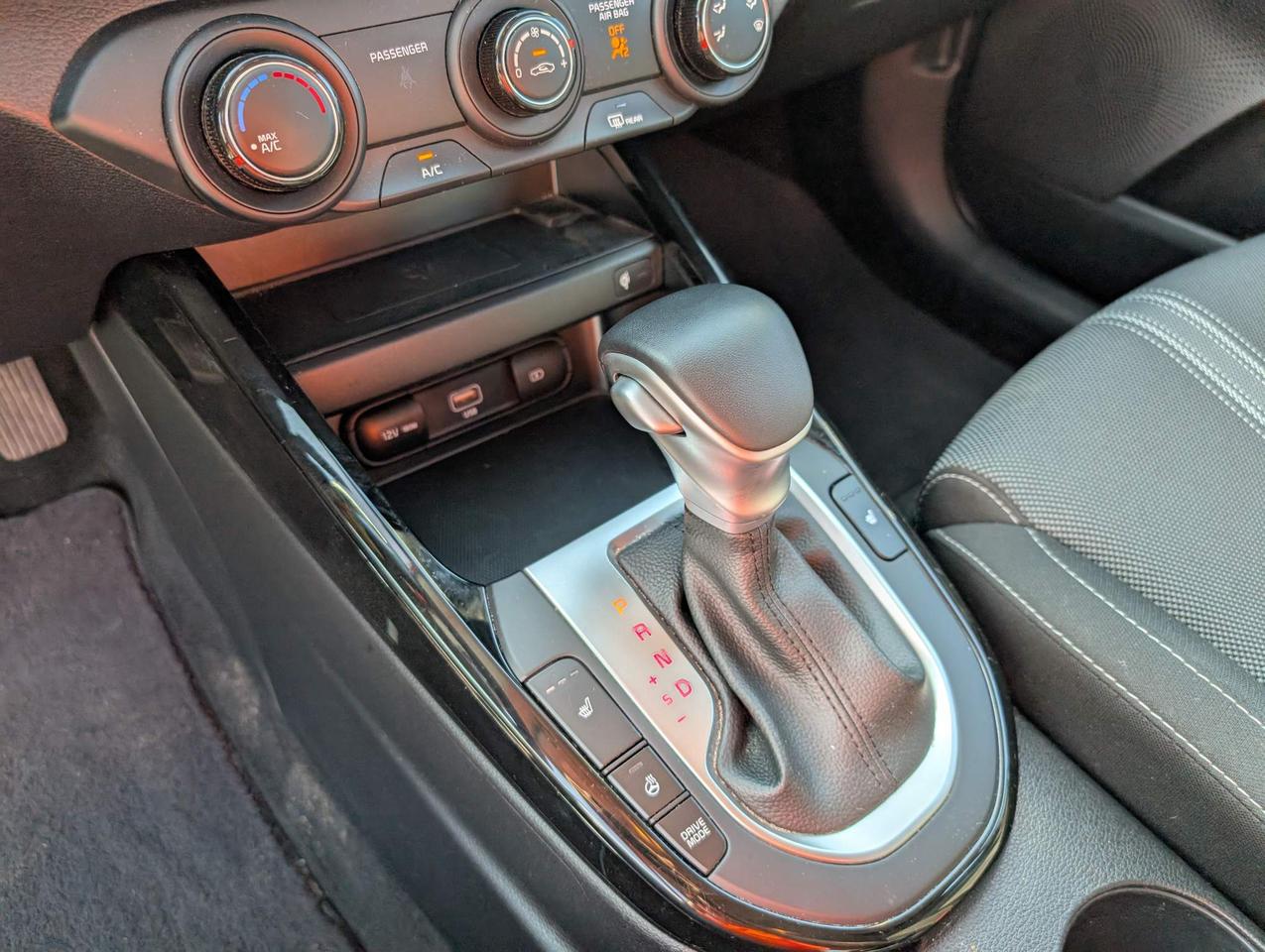 2023 Kia Forte EX 4dr Sedan Photo