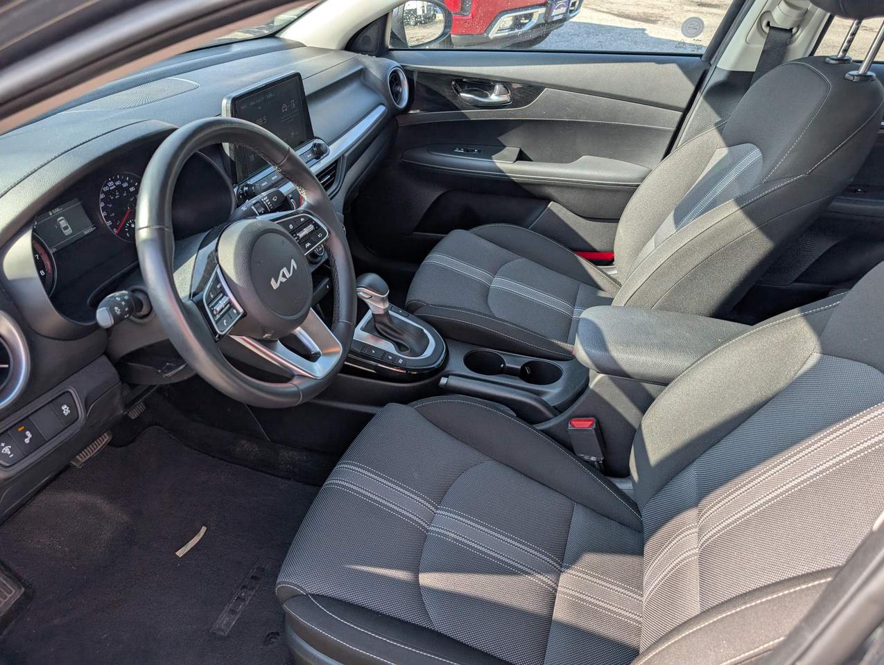 2023 Kia Forte EX 4dr Sedan Photo