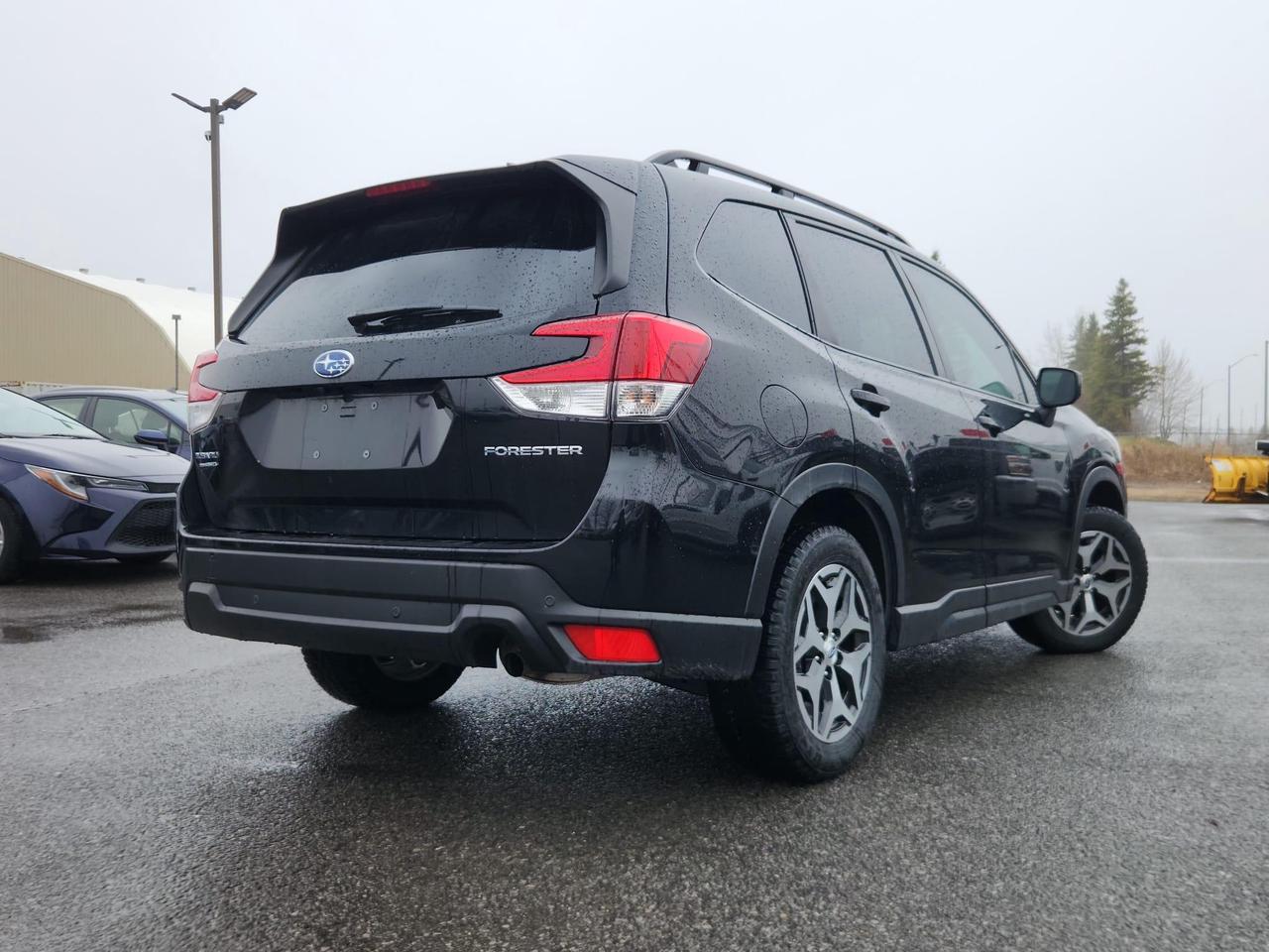 2023 Subaru Forester Touring 4dr All-Wheel Drive Photo