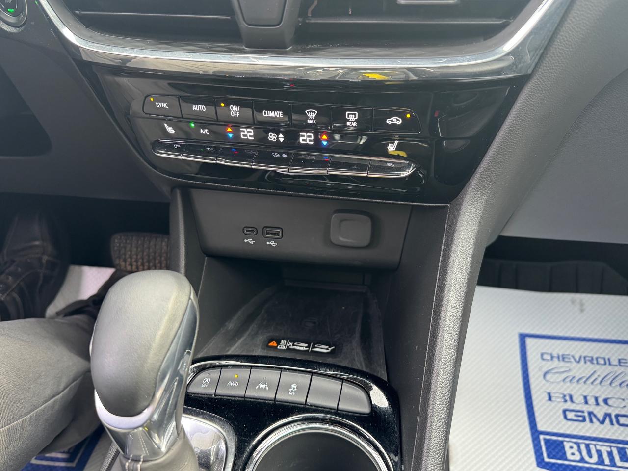 2025 Buick Encore GX Avenir 4dr All-Wheel Drive Photo