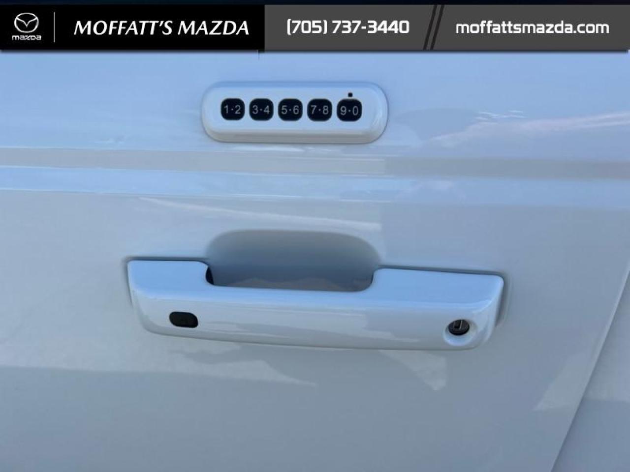 2022 Ford Bronco Outer Banks Photo