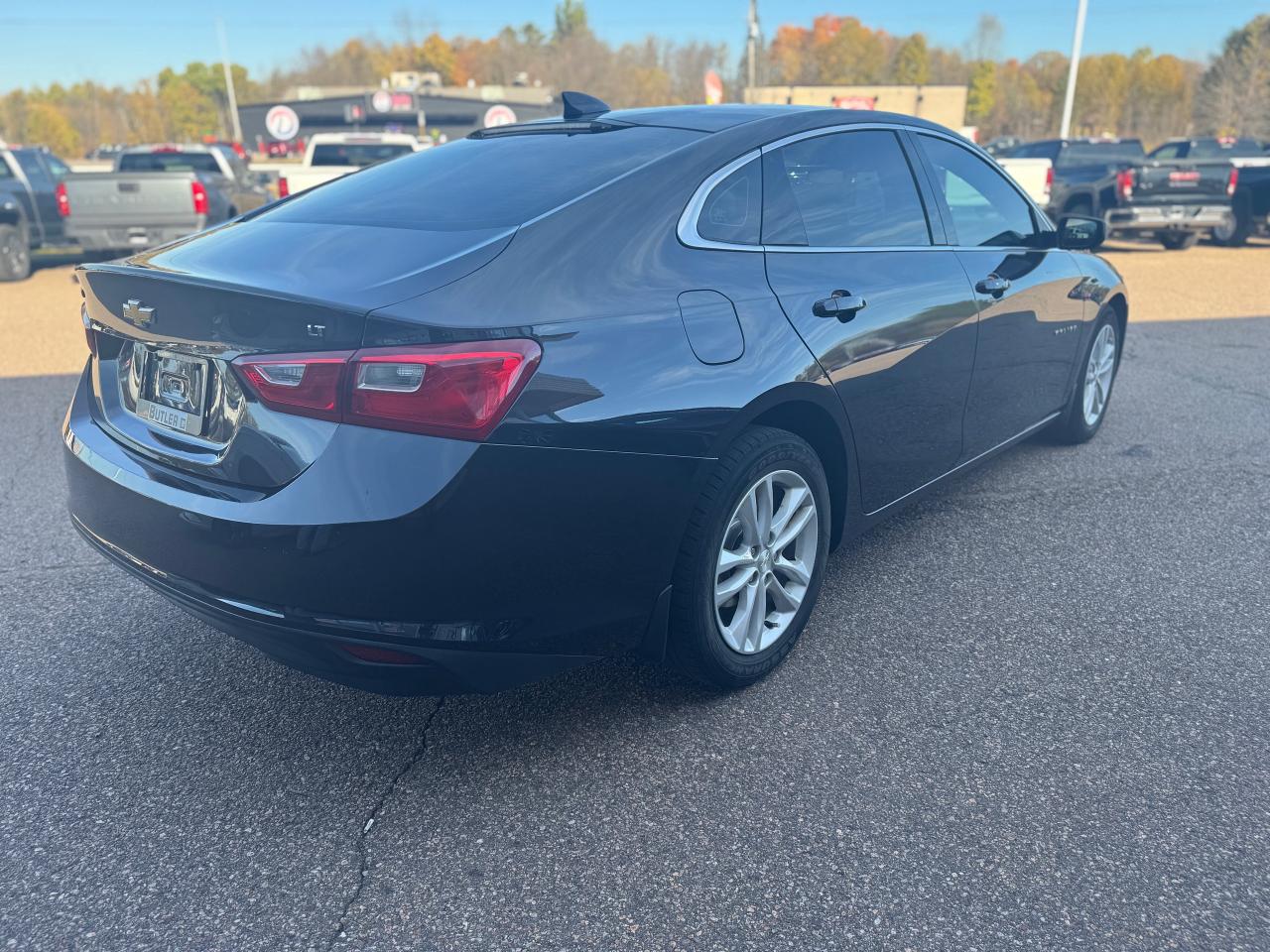 2023 Chevrolet Malibu 1LT 4dr Sedan Photo4