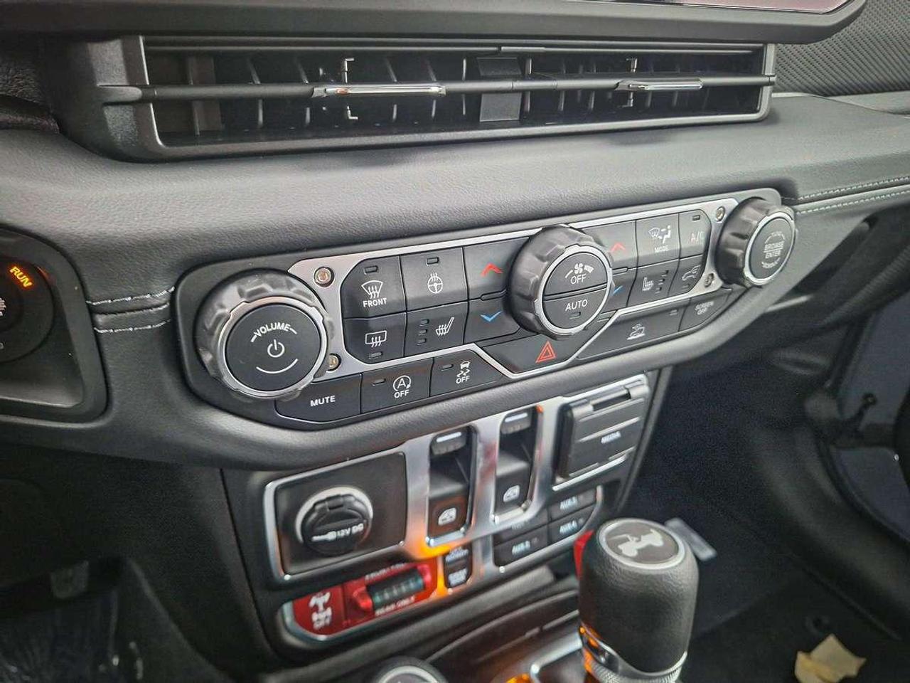 2026 Jeep Wrangler  Photo