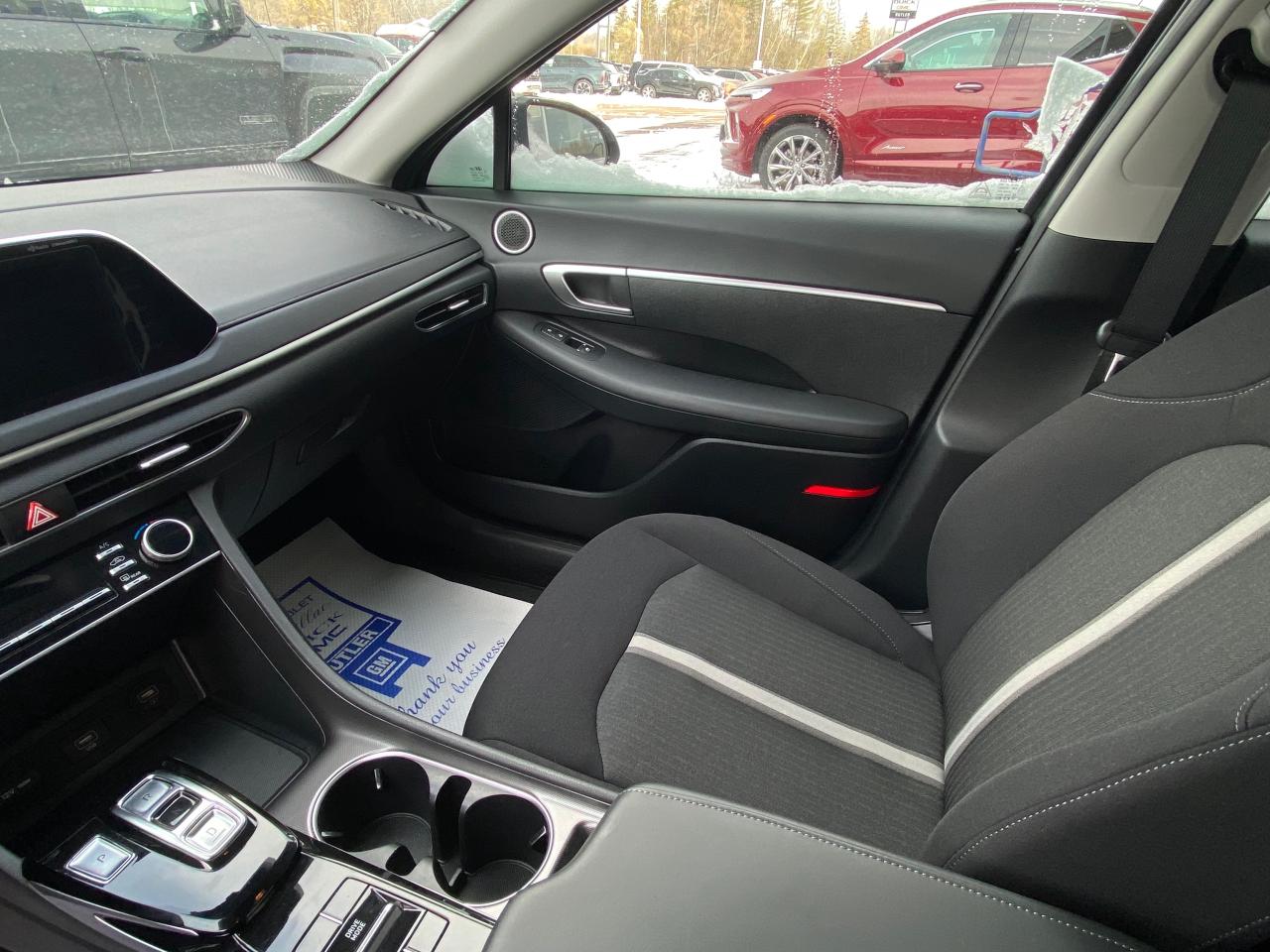 2023 Hyundai Sonata Preferred 4dr Sedan Photo