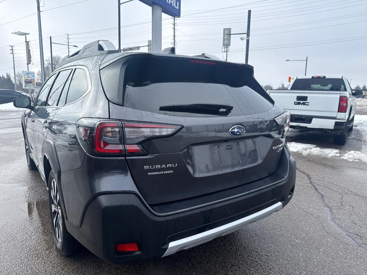 2023 Subaru Outback Premier XT 4dr All-Wheel Drive Photo