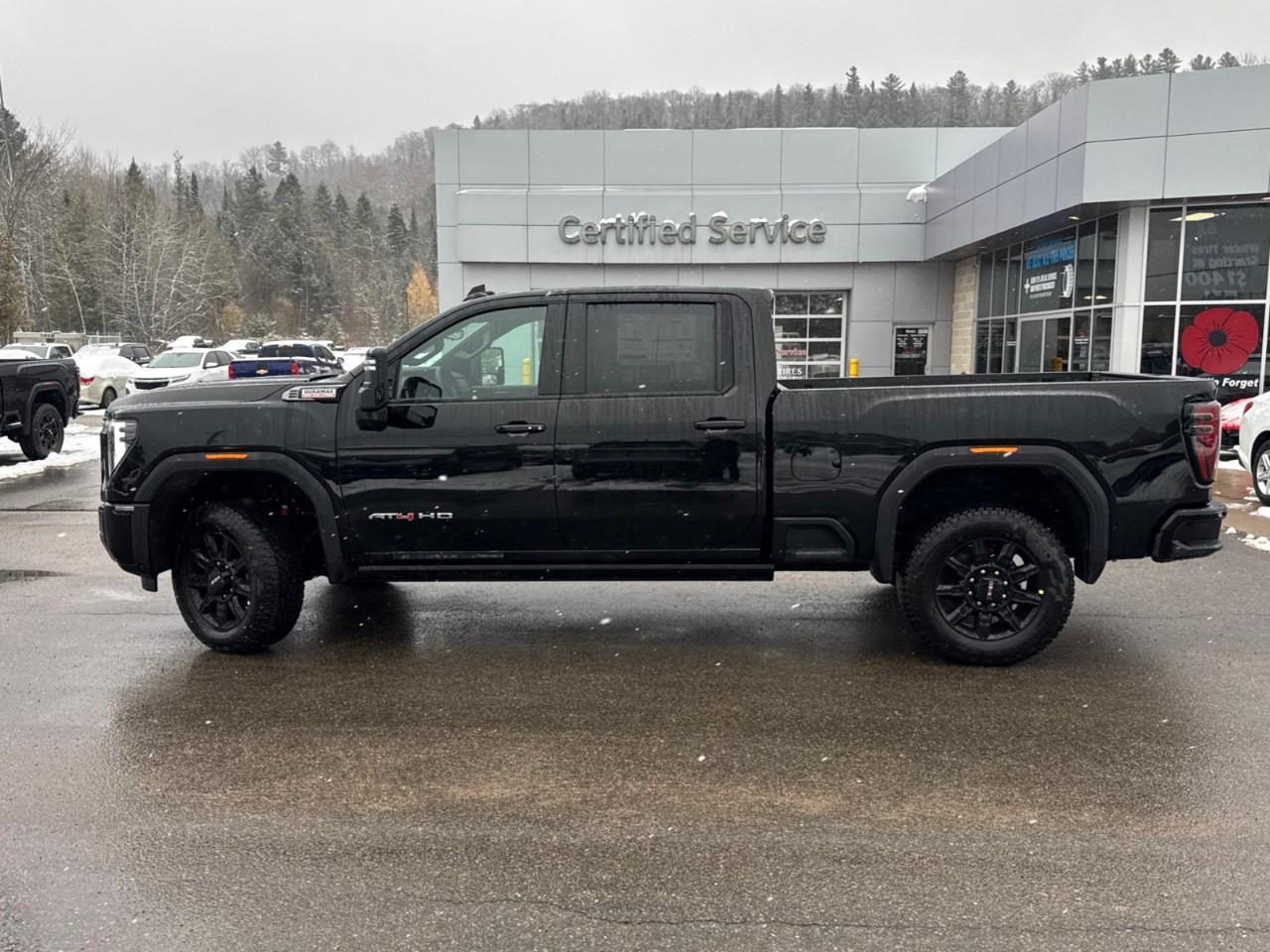 2026 GMC SIERRA 2500HD Crew Cab Standard Box 4-Wheel Drive AT4 Photo