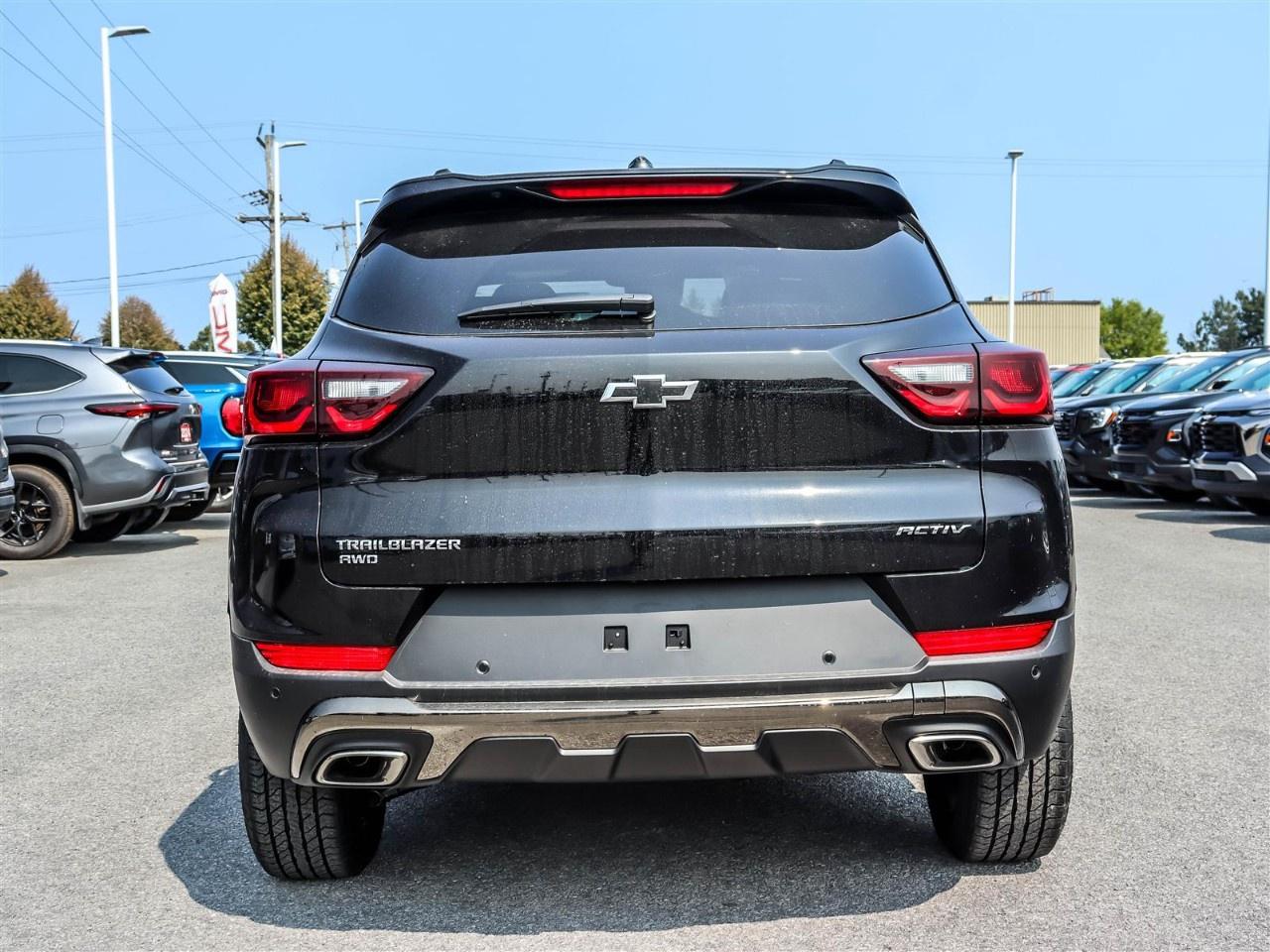 2026 Chevrolet TrailBlazer AWD 4dr ACTIV Photo3