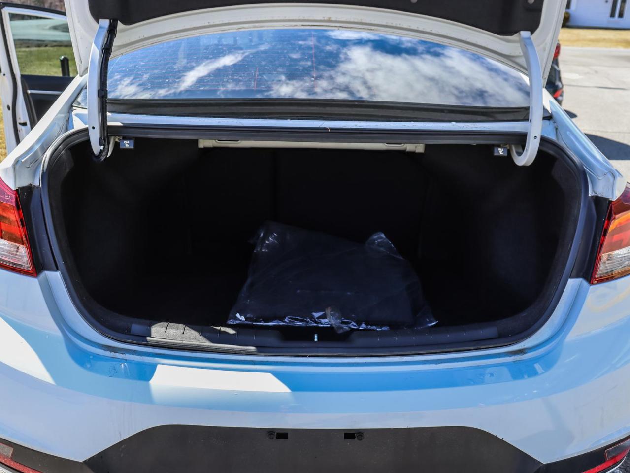 2019 Hyundai Elantra Preferred (A6) 4dr Sedan Photo