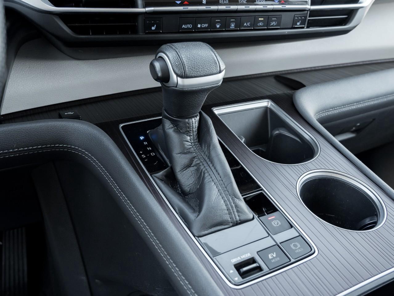 2021 Toyota Sienna XLE 7-Passenger 4dr All-Wheel Drive Passenger Van Photo