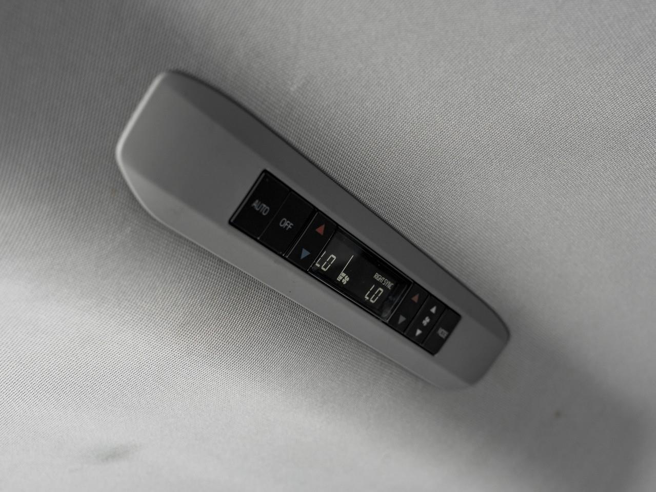 2021 Toyota Sienna XLE 7-Passenger 4dr All-Wheel Drive Passenger Van Photo