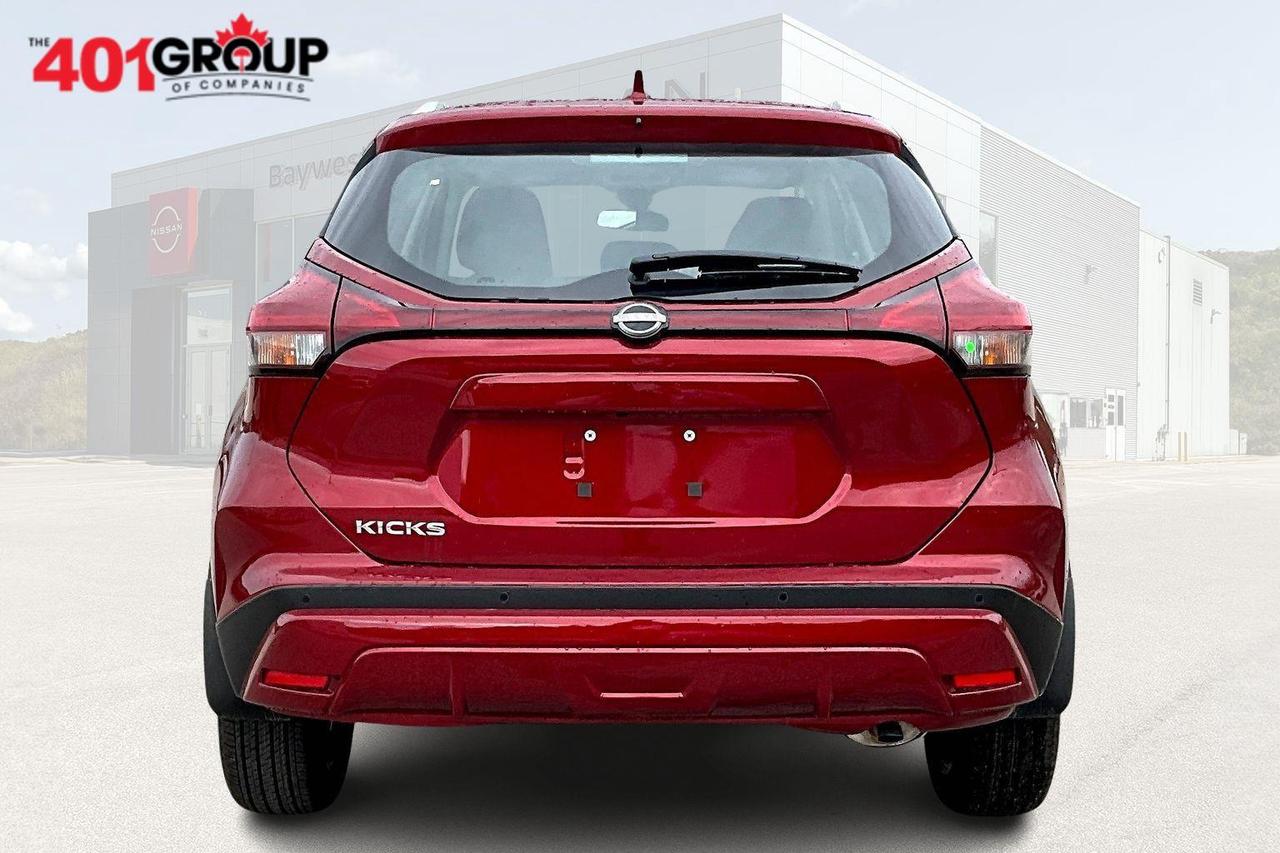 2025 Nissan Kicks Play SV 4dr Front-Wheel Drive Photo3