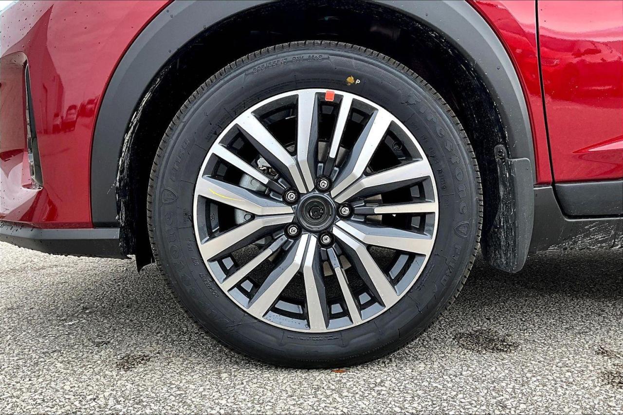 2025 Nissan Kicks Play SV 4dr Front-Wheel Drive Photo