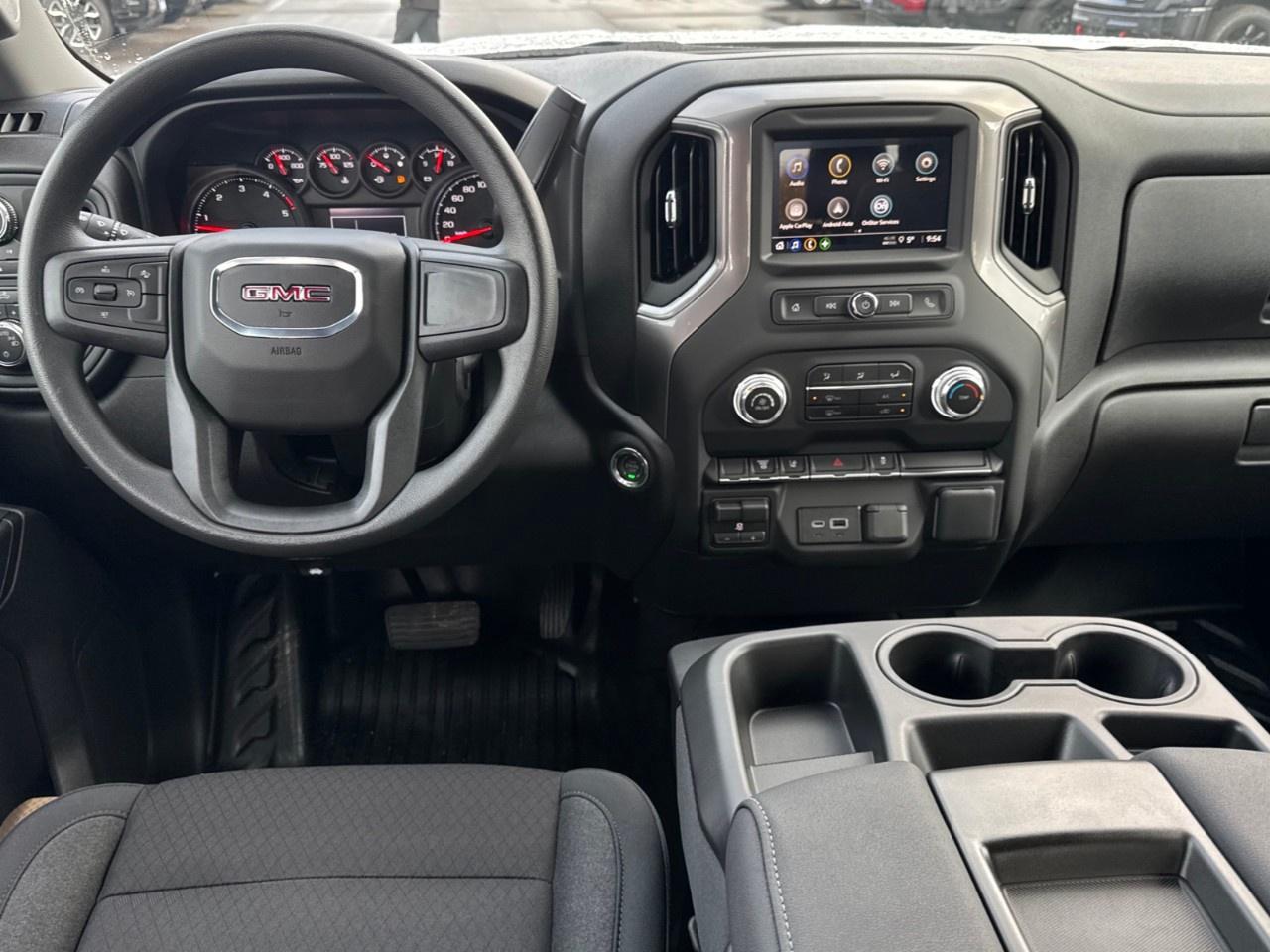 2026 GMC Sierra 3500HD CC 4WD Crew Cab 177" WB, 60" CA Pro Photo