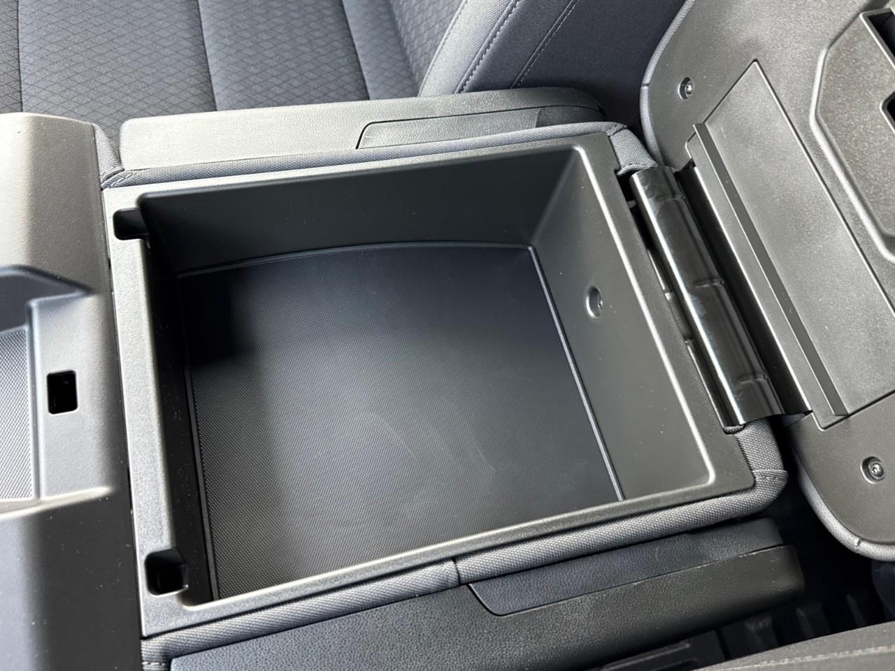 2026 GMC Sierra 3500HD CC 4WD Crew Cab 177" WB, 60" CA Pro Photo