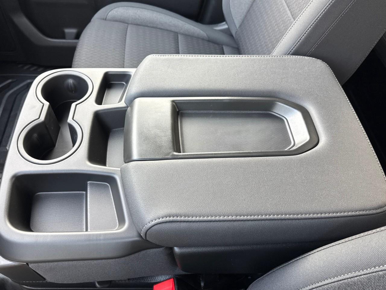 2026 GMC Sierra 3500HD CC 4WD Crew Cab 177" WB, 60" CA Pro Photo