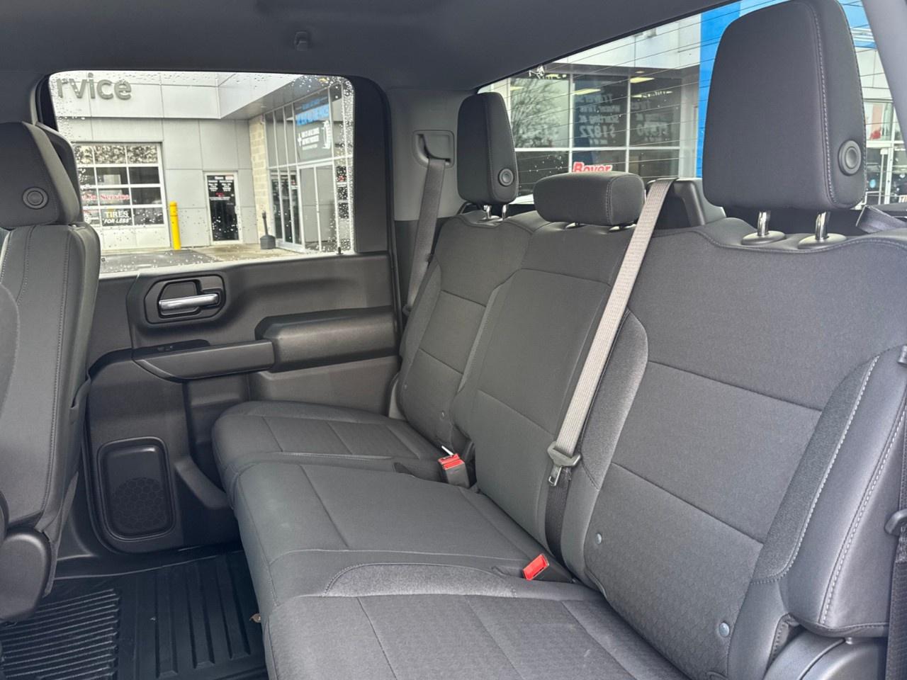 2026 GMC Sierra 3500HD CC 4WD Crew Cab 177" WB, 60" CA Pro Photo