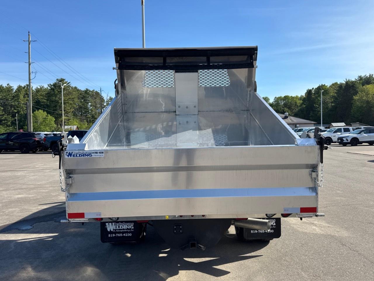 2026 GMC Sierra 3500HD CC 4WD Crew Cab 177" WB, 60" CA Pro Photo