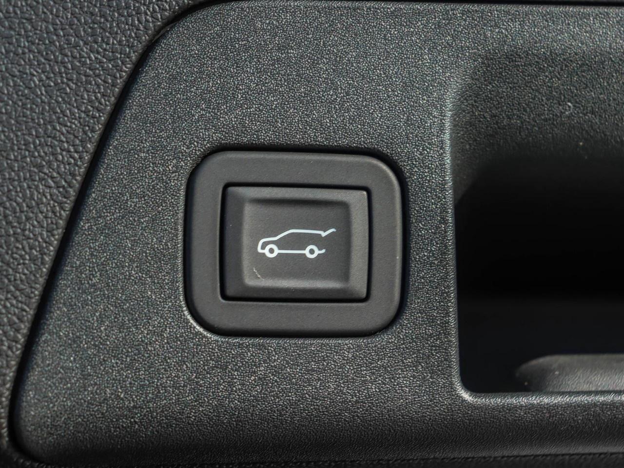 2025 Buick Envision AWD 4dr Sport Touring Photo