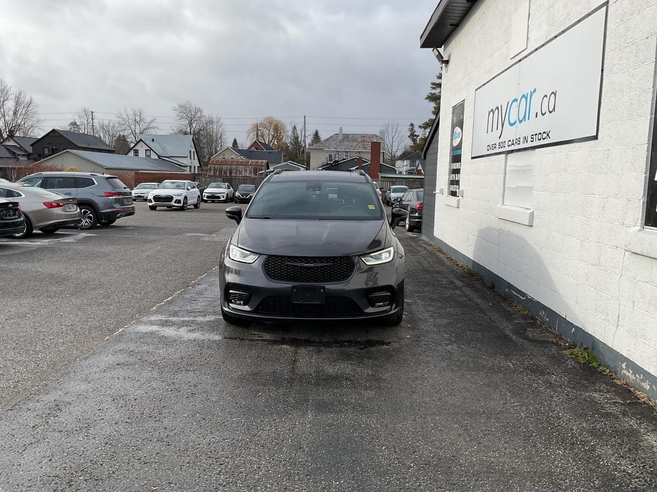 2023 Chrysler Pacifica Touring-L All-Wheel Drive Passenger Van Photo