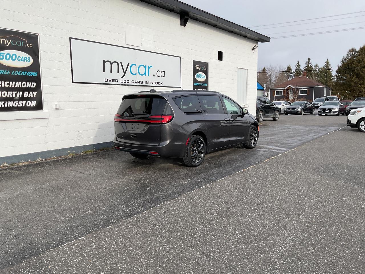 2023 Chrysler Pacifica Touring-L All-Wheel Drive Passenger Van Photo2