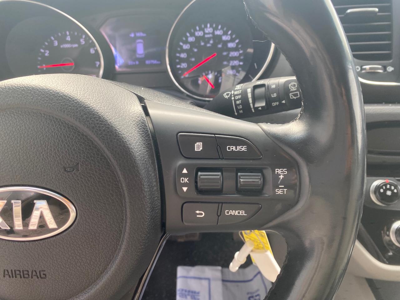 2020 Kia Sedona LX Passenger Van Photo