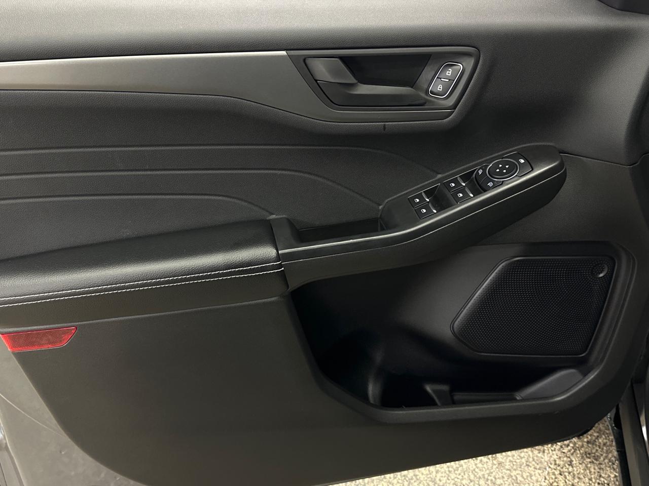 2023 Ford Escape Active 4dr Front-Wheel Drive Photo