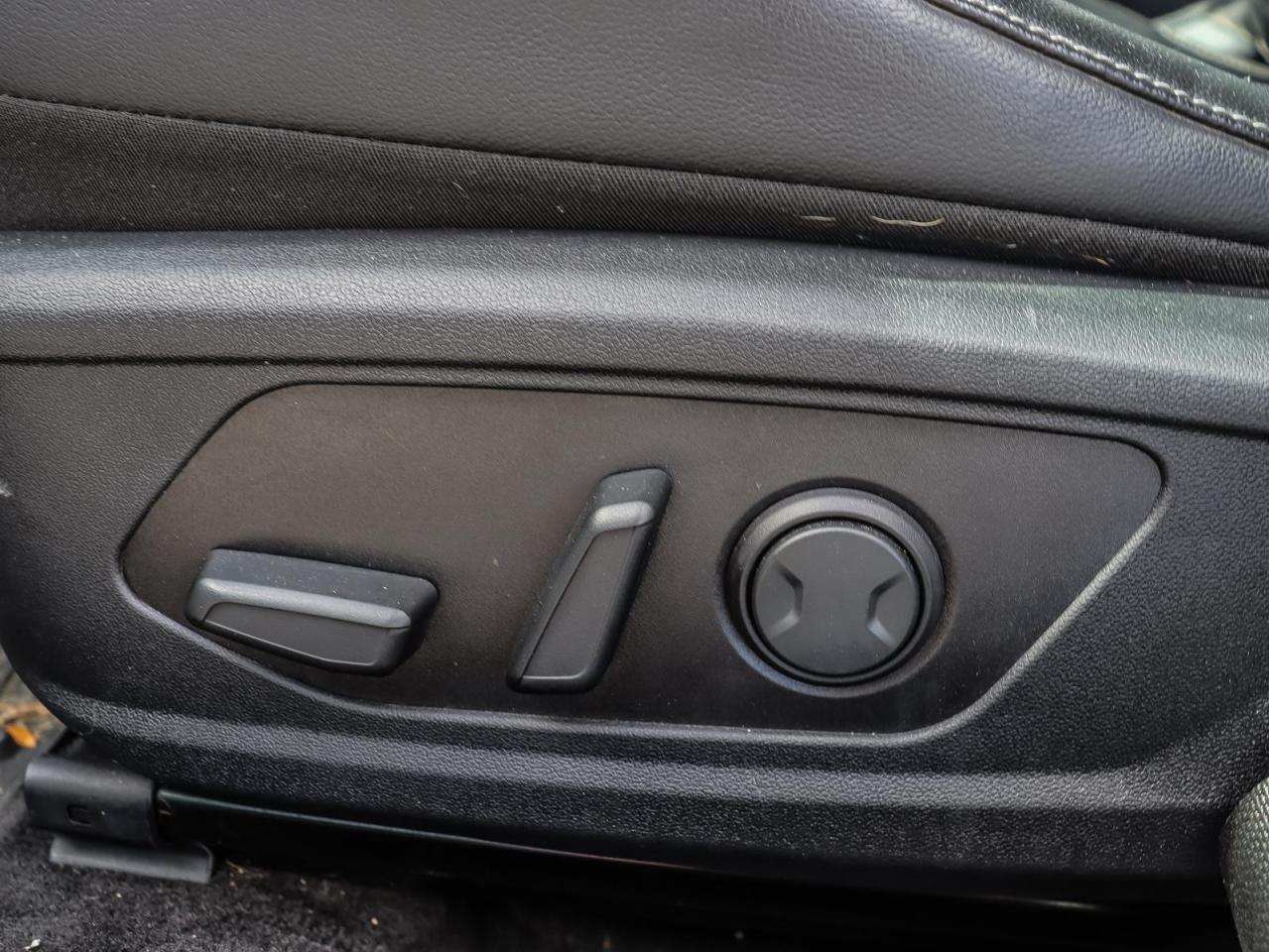 2022 Hyundai Elantra Ultimate Tech 4dr Sedan Photo