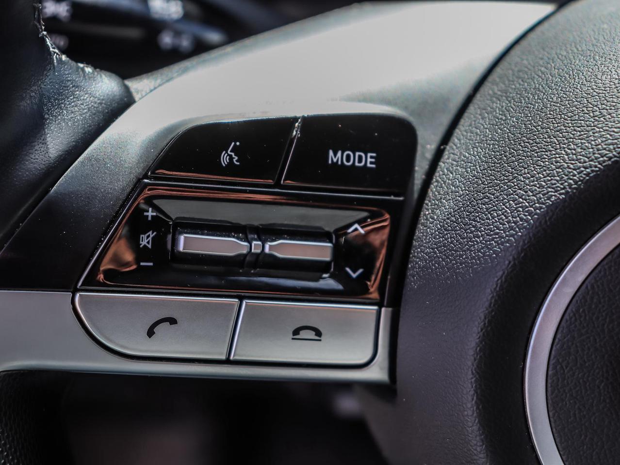 2022 Hyundai Elantra Ultimate Tech 4dr Sedan Photo
