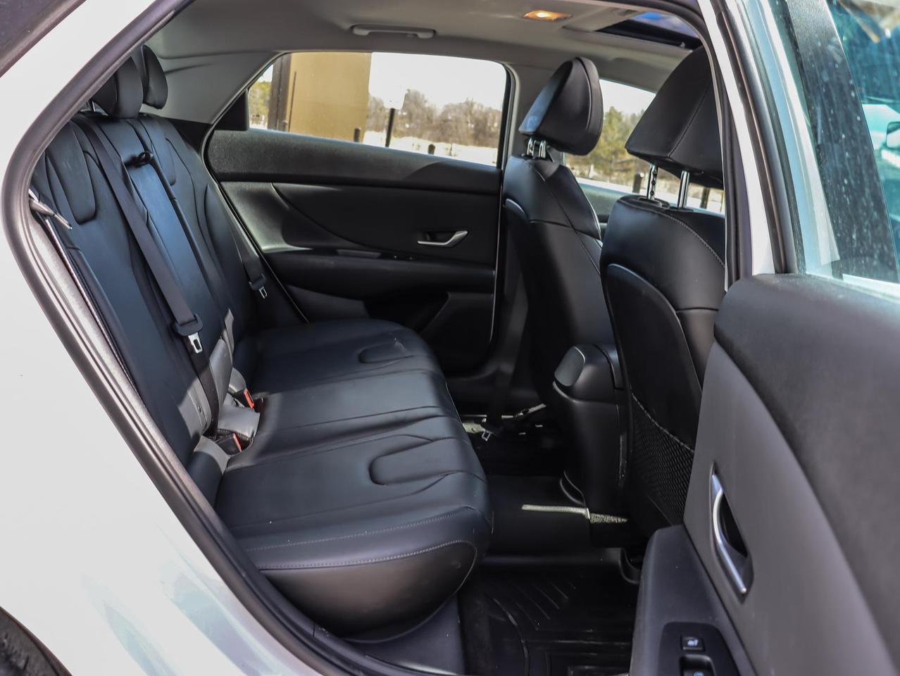 2022 Hyundai Elantra Ultimate Tech 4dr Sedan Photo