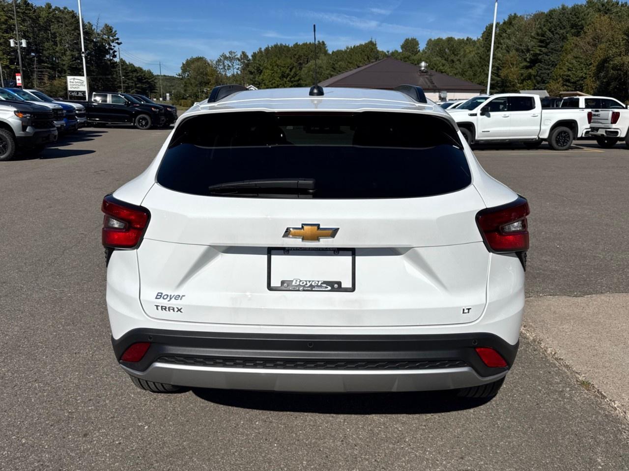 2026 Chevrolet Trax Fwd 4dr Lt Photo