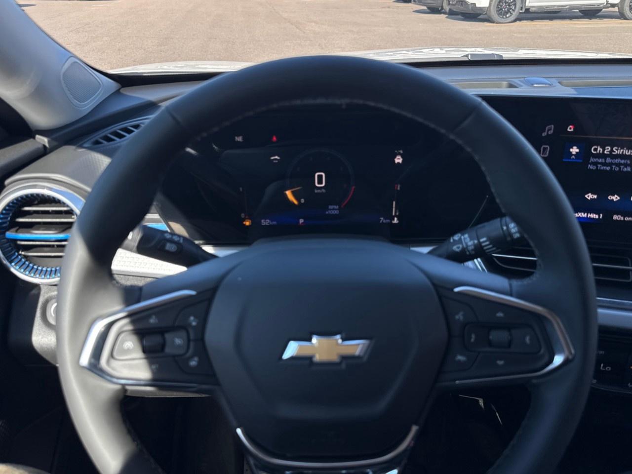 2026 Chevrolet Trax Fwd 4dr Lt Photo